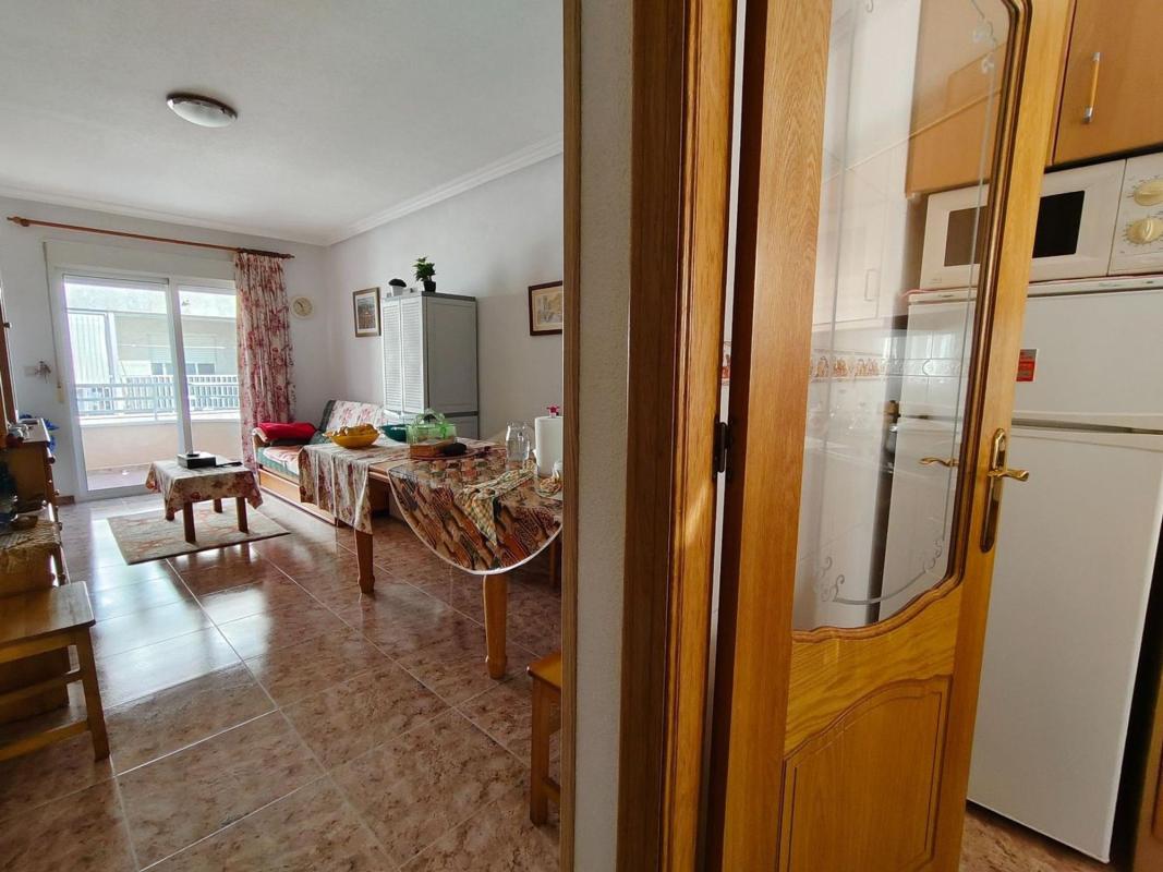 Venta de piso en Piso en Avenida Diego Ramírez Pastor, Avenida Habaneras - Curva de Palangre, Torrevieja, Torrevieja
 photo 4