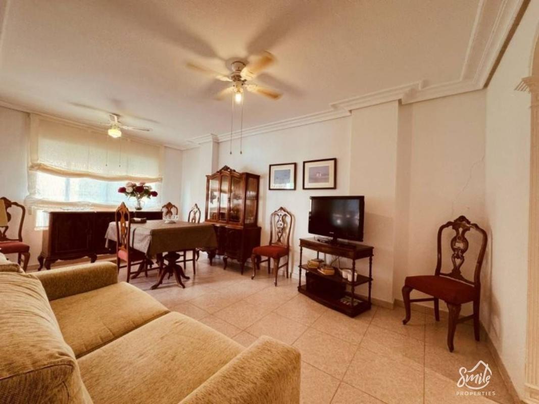 Sale of apartment in Piso en Calle Mayor, 40, Gaspar Perrelló, Torrevieja, Torrevieja
photo 2