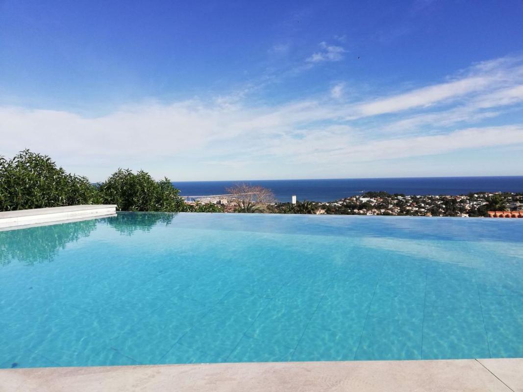 Sale of independent chalet in Casa o chalet en El Montgó, Denia, Denia
photo 1