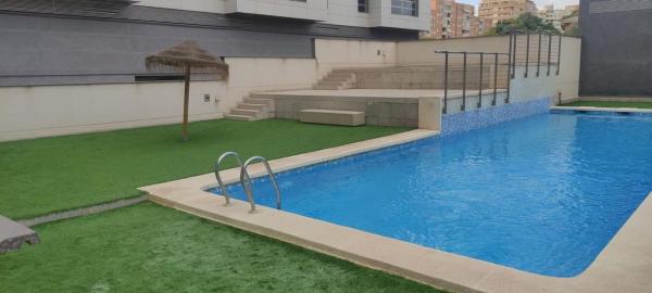 Venta de piso en Piso en Calle Colombia, 11, Altozano, Alicante / Alacant, Alicante / Alacant
thumbnail 2