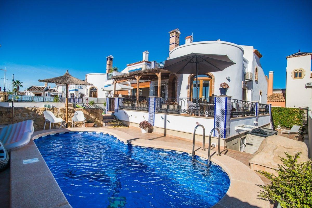 Venta de chalet independiente en Casa o chalet en Algorfa, Algorfa
photo 2