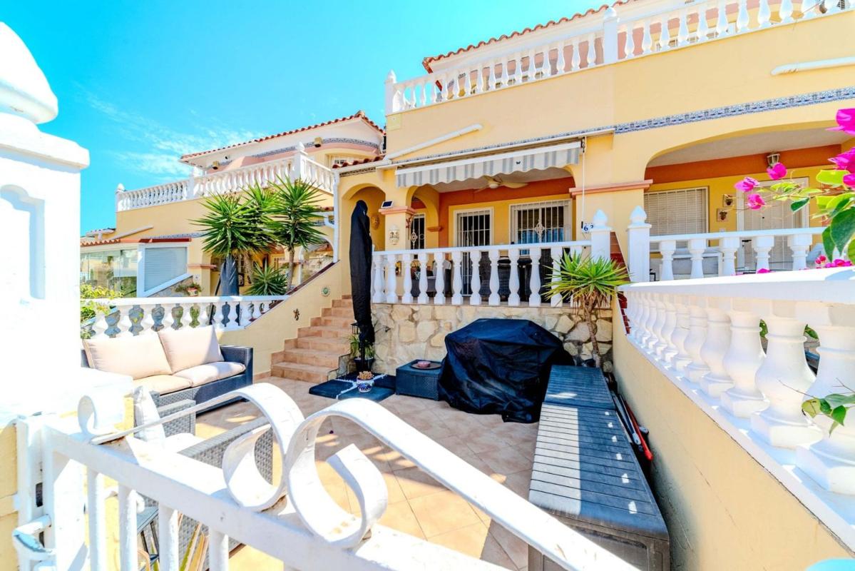 Sprzedaż niezależnego domku jednorodzinnego w Casa o chalet en Las Filipinas, Orihuela, Orihuela photo 1