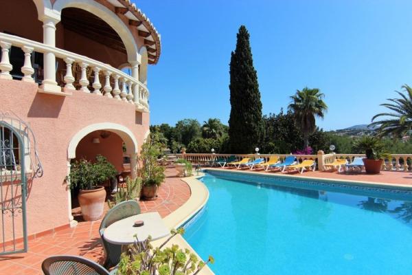 Chalet wolnostojący na sprzedaż w Casa o chalet en Cala Advocat - Baladrar, Benissa, Benissa photo 1