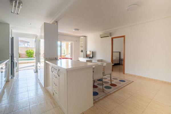 Sale of flat in Piso en Zeniamar, Orihuela, Orihuela
 photo 2