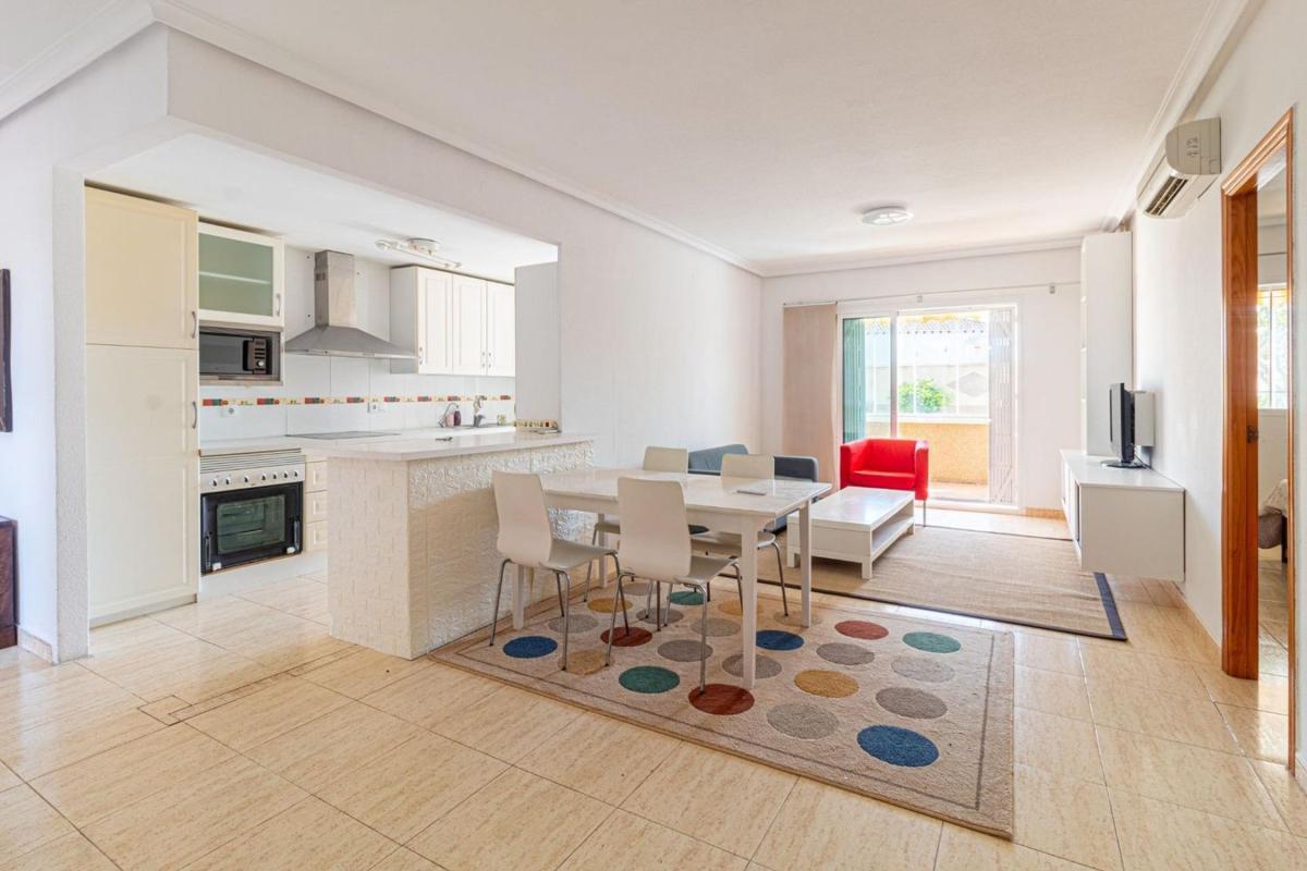 Sale of apartment in Piso en Zeniamar, Orihuela, Orihuela
photo 3