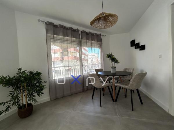Venta de piso en Piso en Calle Monforte del Cid, Carolinas Altas, Alicante / Alacant, Alicante / Alacant
thumbnail 3