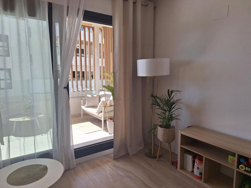 Sale of apartment in Piso en Calle Pedagoga Amelia Asensi Beviá, 1, Nou Nazaret - Frank Espinós, San Juan de Alicante, San Juan de Alicante
 photo 3