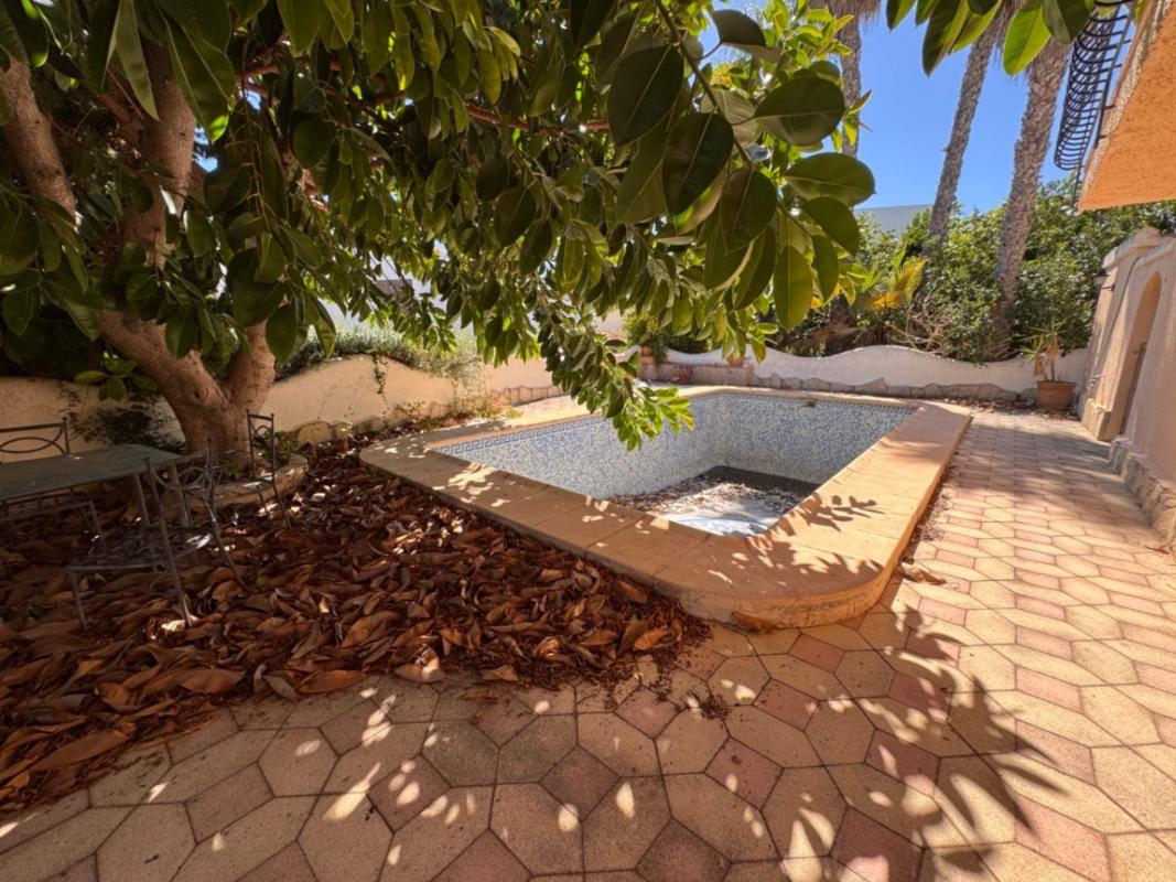 Продажа отдельного шале в  Casa o chalet en Moravit-Cap Blanc, Moraira, Морайра photo 2