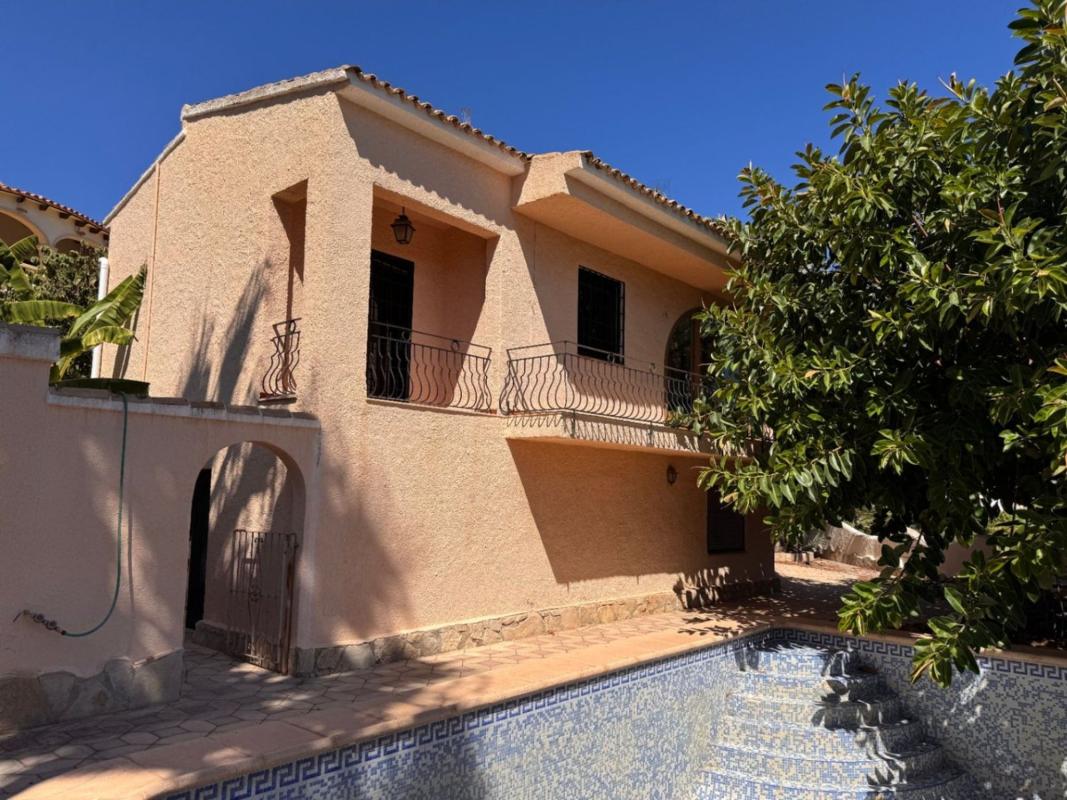 Продажа отдельного шале в  Casa o chalet en Moravit-Cap Blanc, Moraira, Морайра photo 3