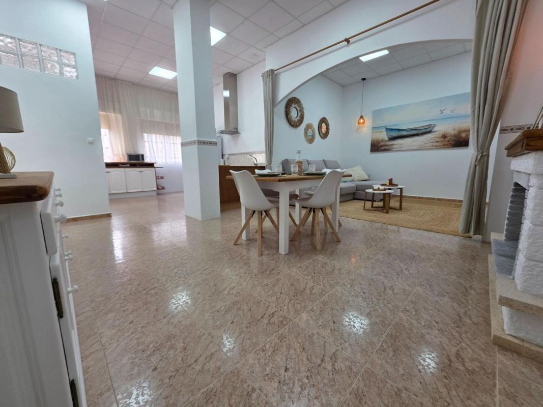 Продажа квартиры на Piso en Calle Virgen de Loreto, Playa Levante, Santa Pola, Санта Пола
photo 2