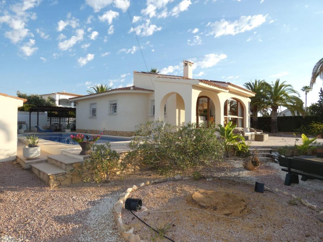 Properties for sale and rent in Spain photo 5