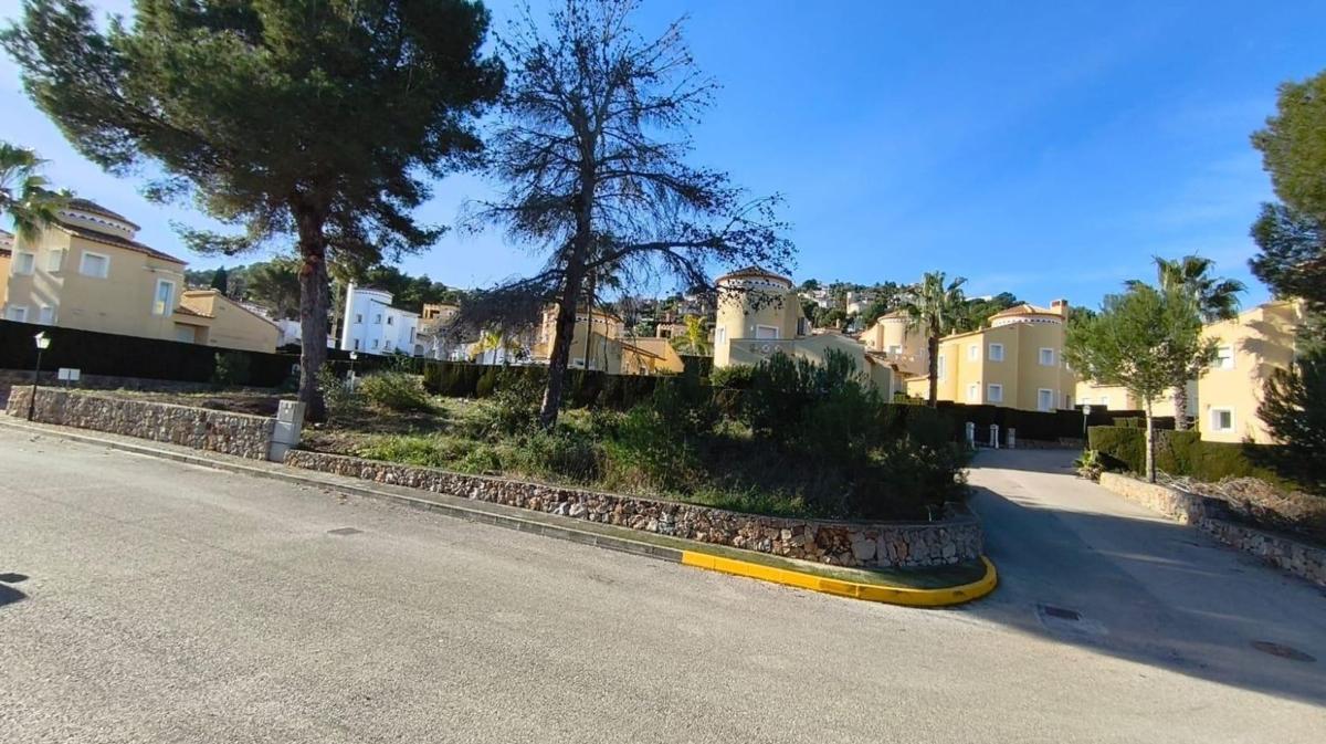 Land for sale in Pedreguer, Alicante photo 1