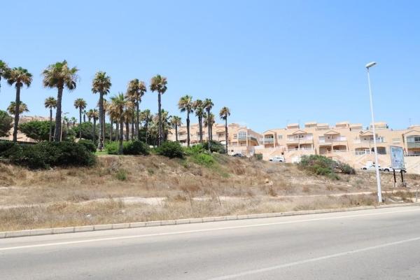Terreno en Cabo Cervera, Torrevieja photo 1