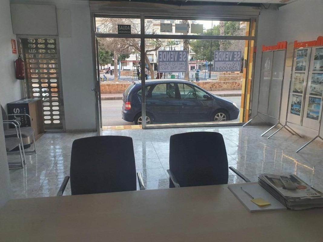 Propiedades en venta y alquiler en España photo 2