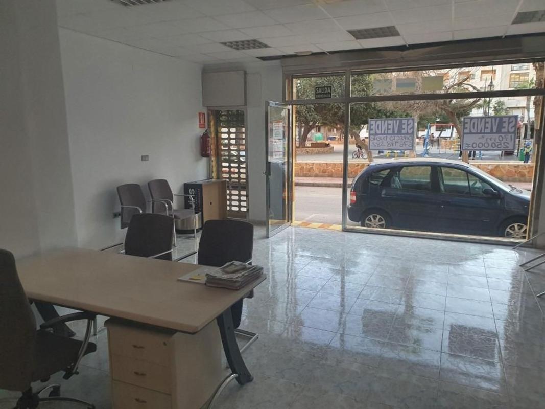 Propiedades en venta y alquiler en España photo 4