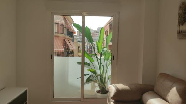 Apartamento de 2 dormitorios y 2 baños en San Blas de Alicante, Alicante
 photo 4