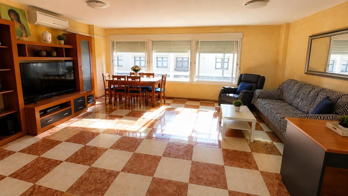 Sale of apartment in Lower Carolinas, Alicante
photo 3
