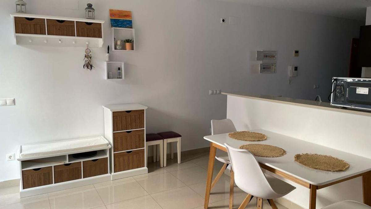 Sprzedaż niezależnego domku jednorodzinnego w Punta Prima , Torrevieja photo 2