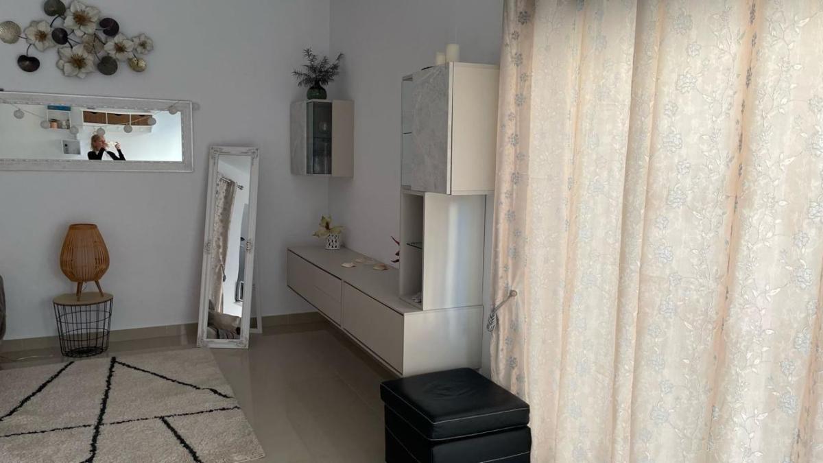 Sprzedaż niezależnego domku jednorodzinnego w Punta Prima , Torrevieja photo 4