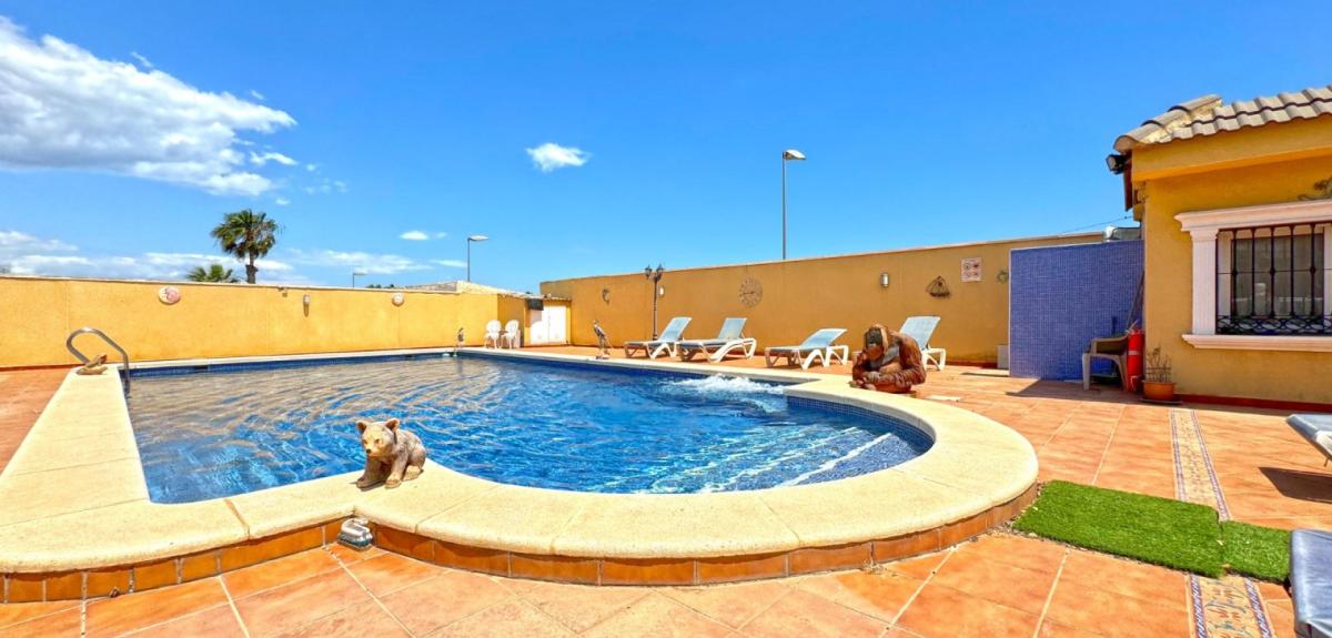 Properties for sale and rent in Spain photo 4