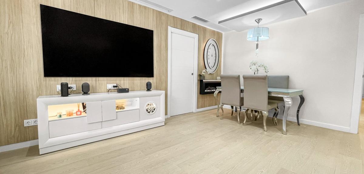 Venta de piso en Piso en Calle José Martínez Ruiz Azorín, El Molino, Torrevieja, Torrevieja
photo 2
