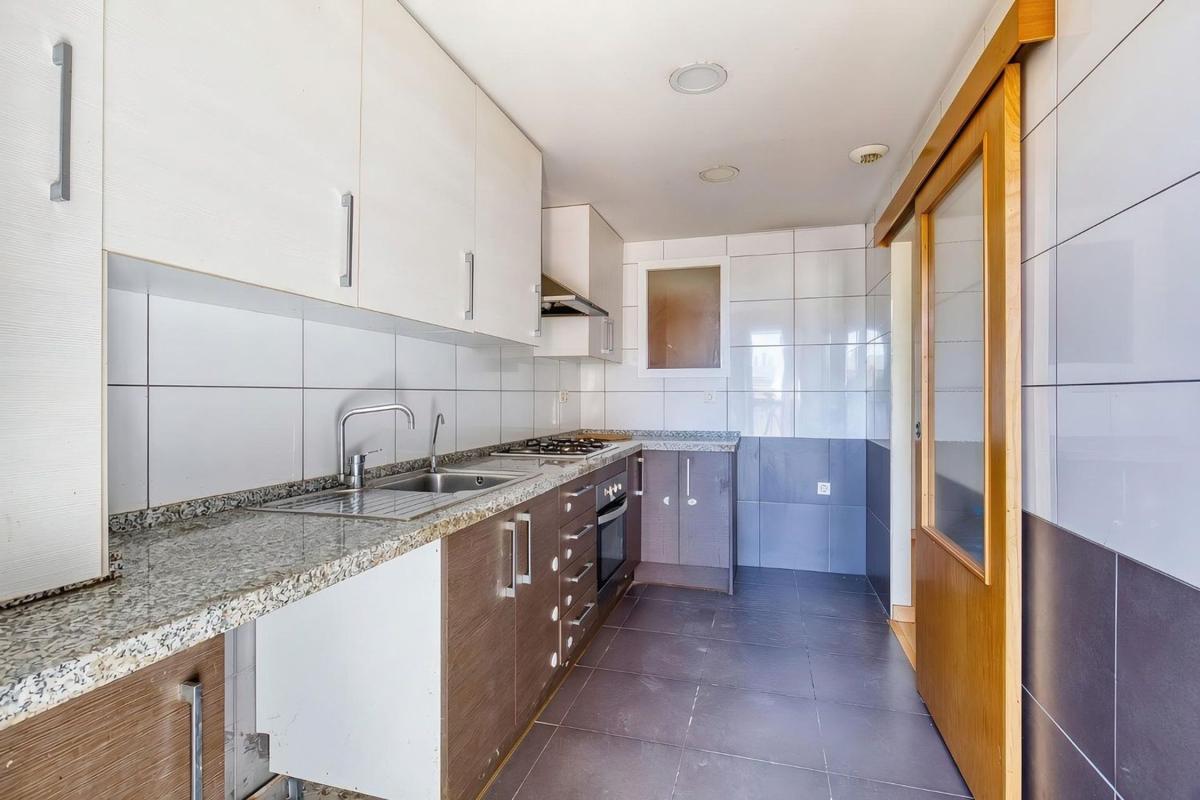 Sale of apartment in Piso en Calle Tonico Sansano Mora, Sector V-El Canal, Elche / Elx, Elche / Elx
photo 5