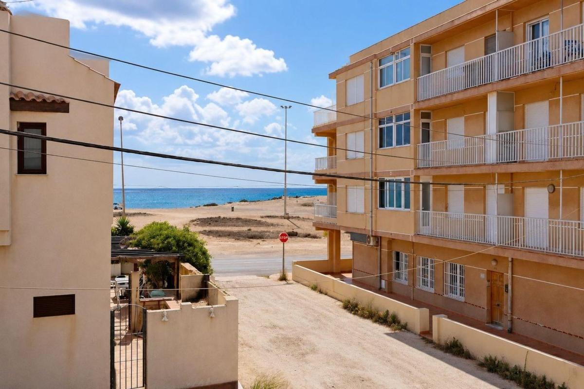 Sale of apartment in Piso en Zona los Frutales, Torrevieja, Torrevieja
photo 1