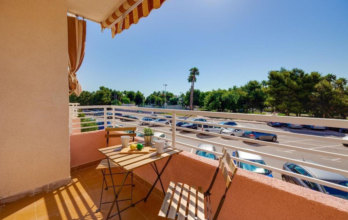 Venta de piso en Piso en Avenida Habaneras - Curva de Palangre, Torrevieja, Torrevieja
photo 2