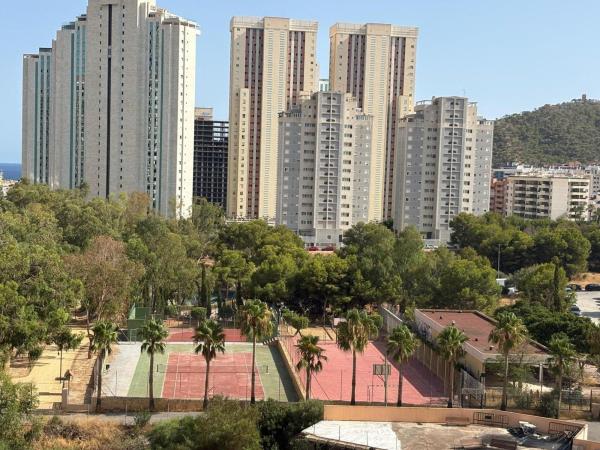 Продажа квартиры на Piso en Calle Tramuntana, Mirador de la Cala - Benimar, La Villajoyosa / Vila Joiosa, Ла Виллахойоса / Вила Хойоса
thumbnail 3