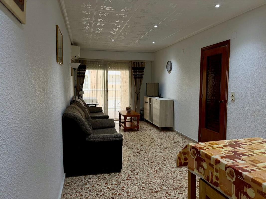 Sale of apartment in Piso en Calle Ramón y Cajal, Centro, Santa Pola, Santa Pola
 photo 2