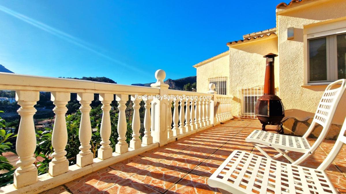 Properties for sale and rent in Spain photo 4