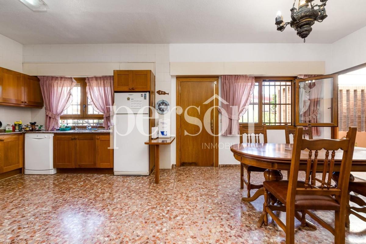 Sale of independent chalet in Casa o chalet en Los Europeos, Torrevieja, Torrevieja
photo 3