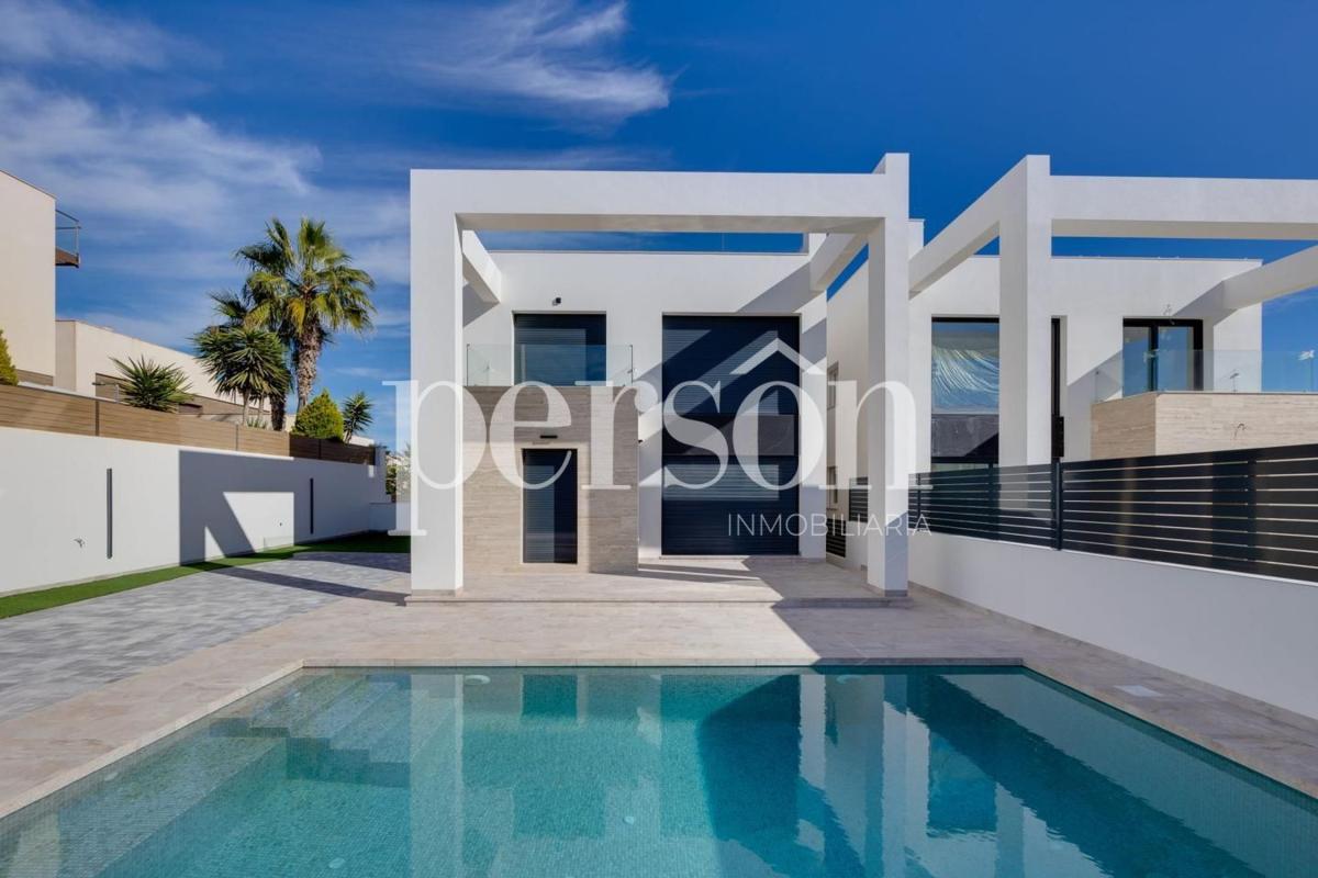 Продажа отдельного шале в  Casa o chalet en Aguas Nuevas, Torrevieja, Торревьеха photo 2