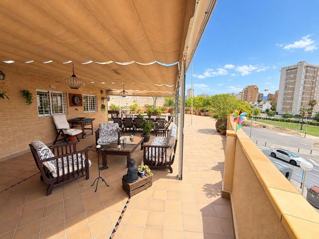 Продажа квартиры на Piso en Dep Paqui Veza, Cabo de las Huertas, Alicante / Alacant, Аликанте / Алакант
 photo 2