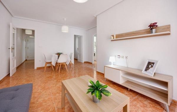 Продажа квартиры на Piso en Calle la Loma, 40, Antonio Machado, Torrevieja, Торревьеха
thumbnail 3