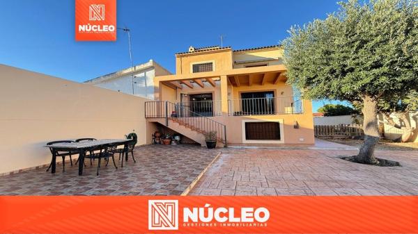 Casa o chalet independiente en Avenida de las Gaviotas, Nueva Torrevieja, Torrevieja photo 1