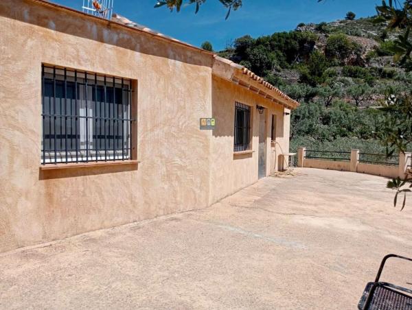 Rustic farm for sale in Finca rústica en Confrides , Confrides thumbnail 3