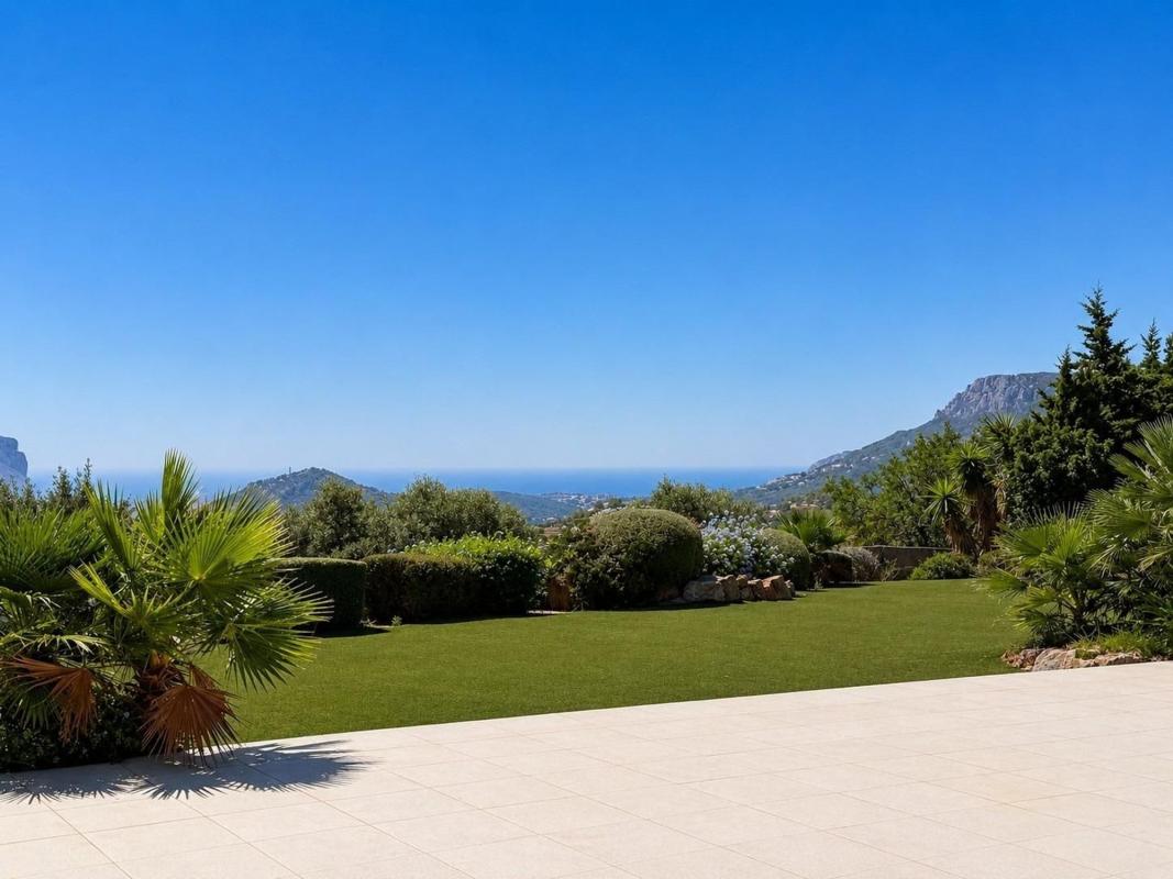 Properties for sale and rent in Spain photo 4