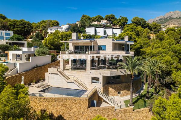 Частный шале на продаже в Casa o chalet en Calle Chambele, Zona de Mascarat, Altea, Алтея photo 1