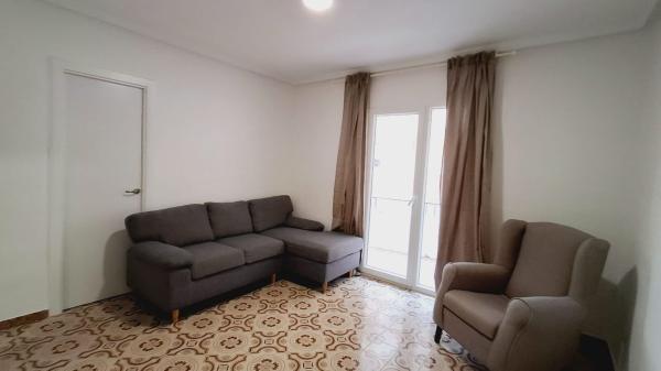 Venta de piso en Piso en Calle Moncada, 21, Colonia Requena - Virgen del Carmen, Alicante / Alacant, Alicante / Alacant
photo 1