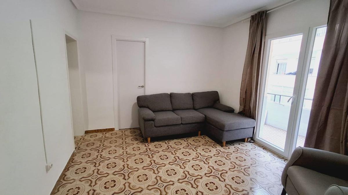 Venta de piso en Piso en Calle Moncada, 21, Colonia Requena - Virgen del Carmen, Alicante / Alacant, Alicante / Alacant
 photo 3