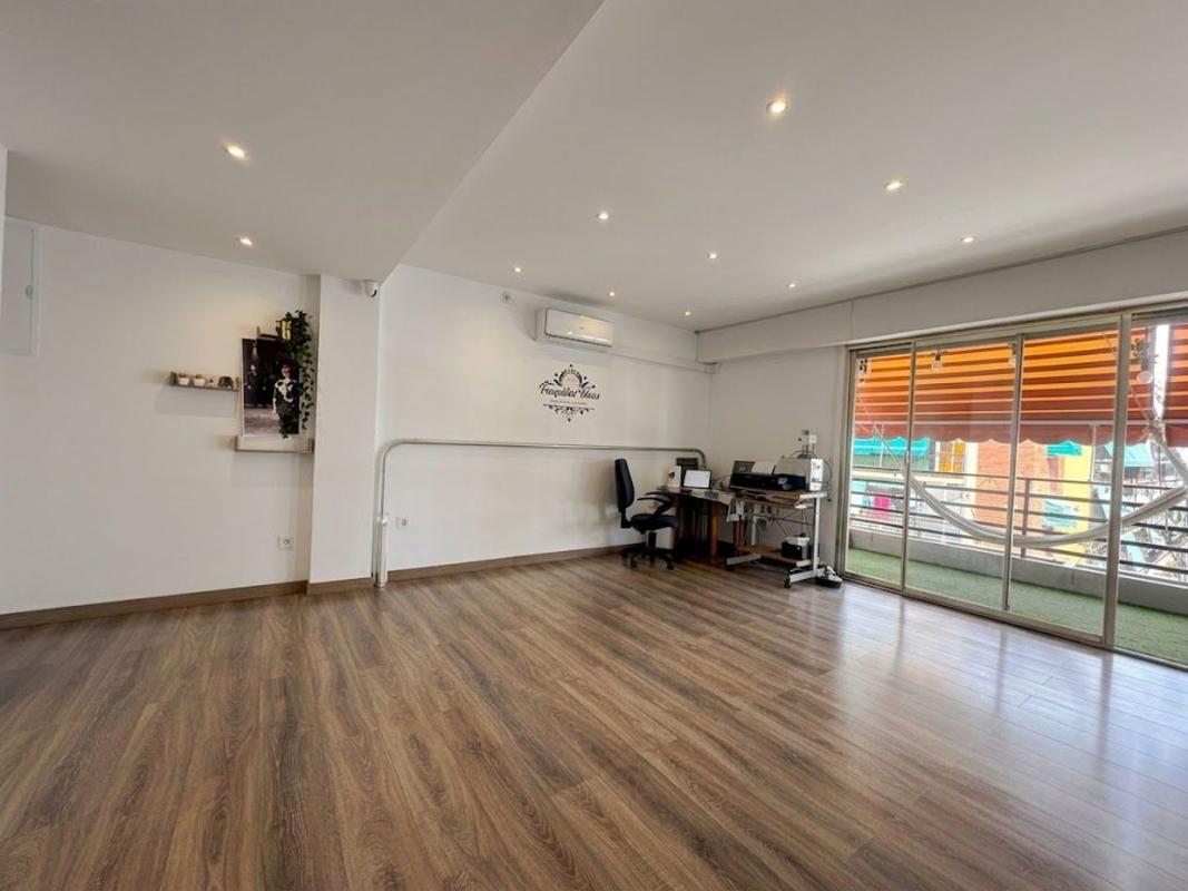 Venta de piso en Piso en Avenida Novelda, Ciudad Jardín, Alicante / Alacant, Alicante / Alacant
photo 1