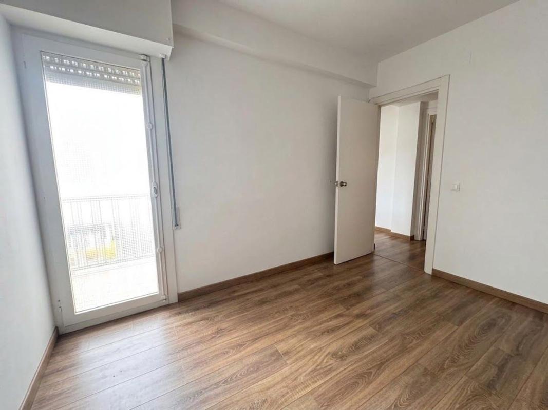 Venta de piso en Piso en Avenida Novelda, Ciudad Jardín, Alicante / Alacant, Alicante / Alacant
photo 5