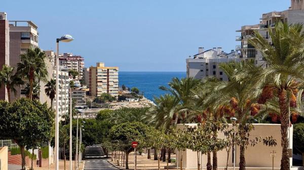 Продажа квартиры на Piso en Avenida Mestral, 6, Bulevar - Puerta Mítica, La Villajoyosa / Vila Joiosa, Ла Виллахойоса / Вила Хойоса
photo 1