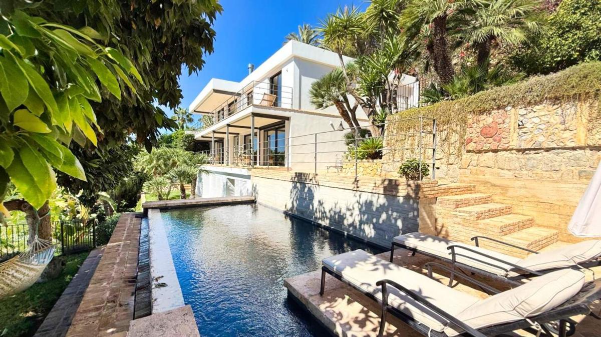 Продажа отдельного шале в  Casa o chalet en Zona de Mascarat, Altea, Алтея photo 5