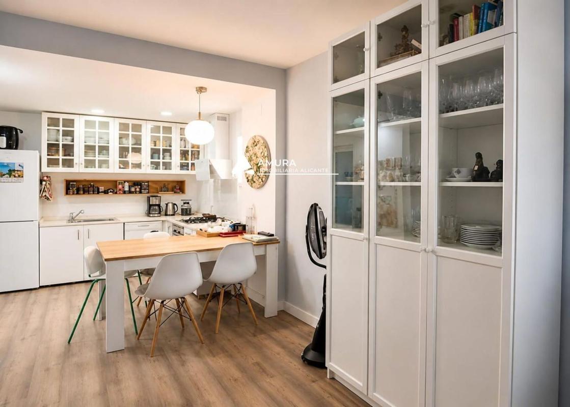 Properties for sale and rent in Spain photo 3
