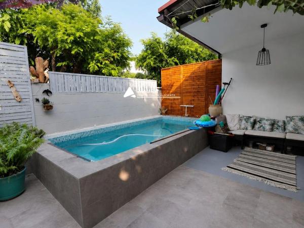 Chalet adosado en Урбанисасьон Альбайна, Pueblo Español - Coveta Fumá, El Campello photo 4