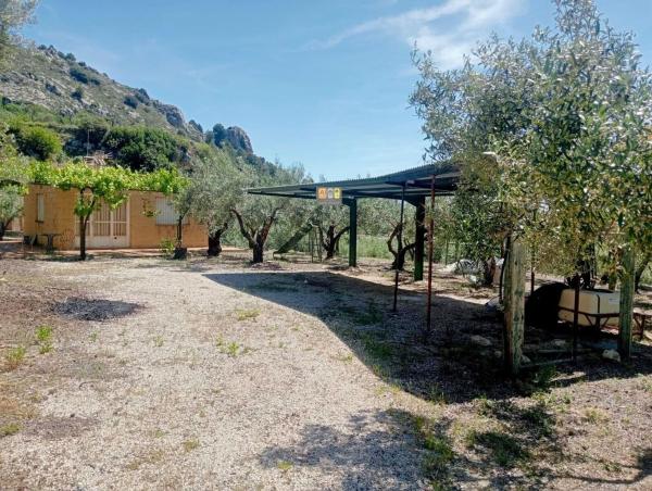 Rustic farm for sale in Finca rústica en Confrides , Confrides thumbnail 3