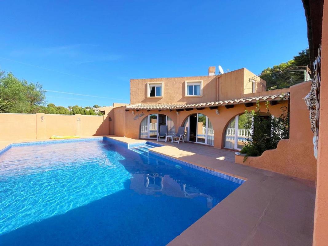 Properties for sale and rent in Spain photo 3
