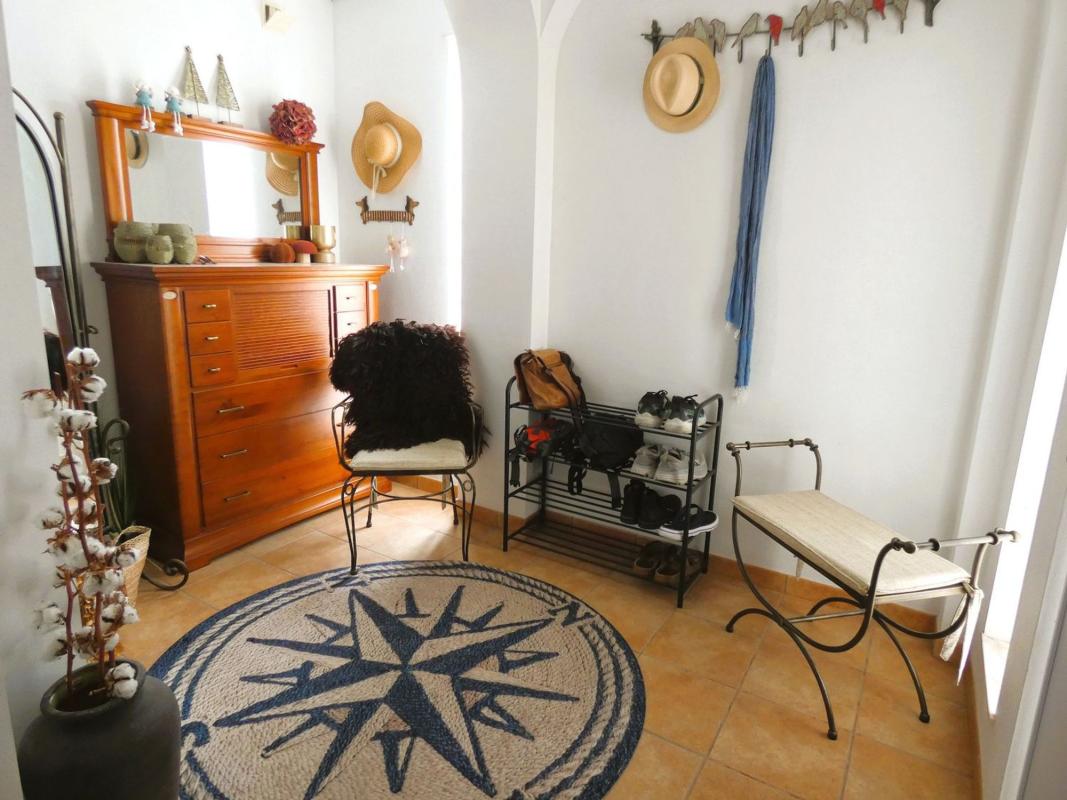 Недвижимость на продажу и в аренду в Испании photo 4